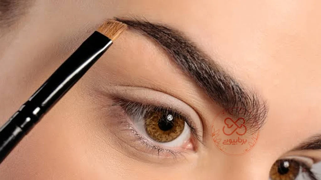 آرایش ابرو در خانه2